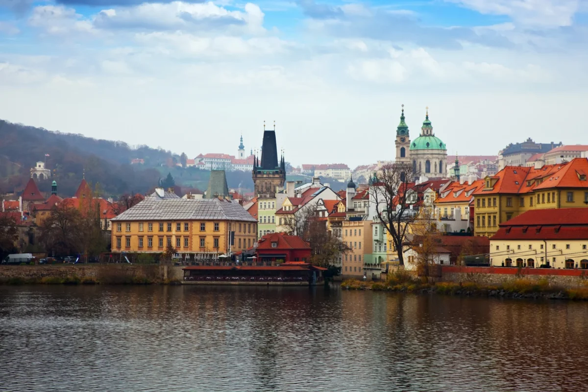 visiting Praga